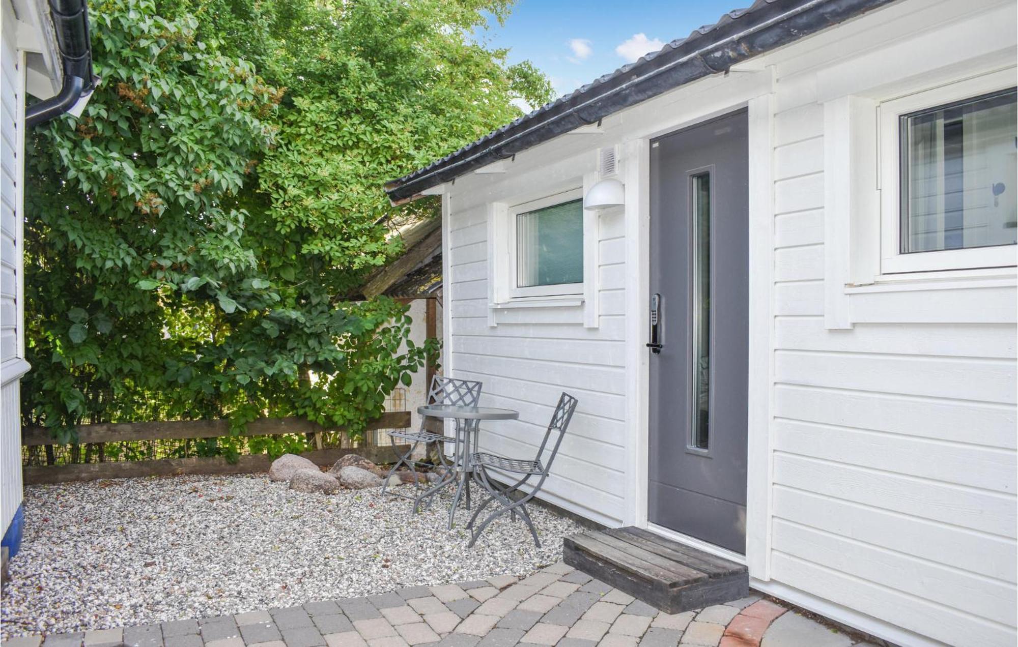 Gorgeous Home In Borgholm With Wifi Zewnętrze zdjęcie